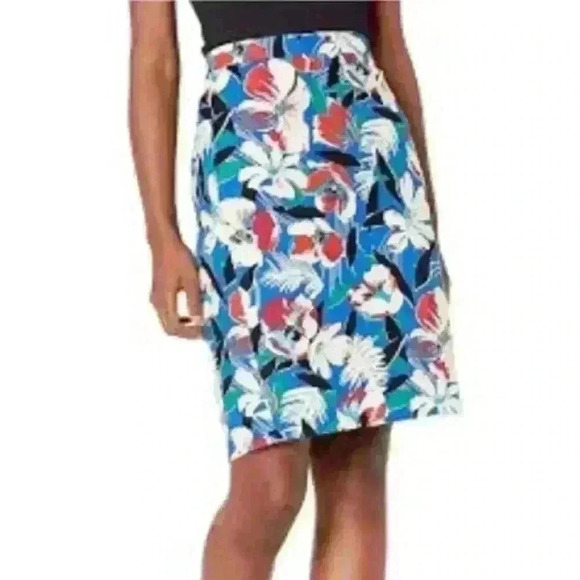 J Crew Printed Basketweave Pencil Skirt Floral Size 2 - Picture 1 of 11